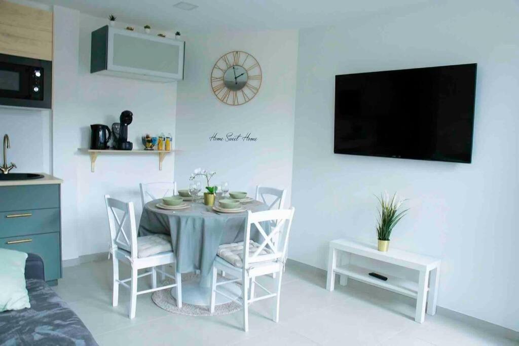 Appartement 5Min Aeroport Cdg Ле-Мениль-Амело Экстерьер фото